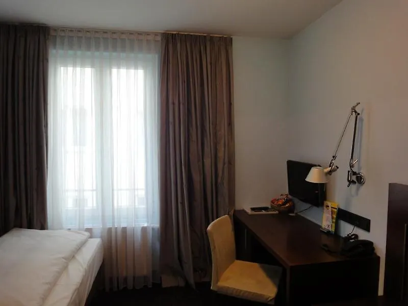 Belle Blue Zentrum Múnich 3*,  Alemania