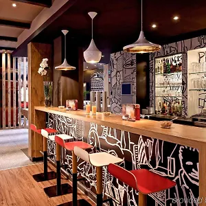 Ibis Otel