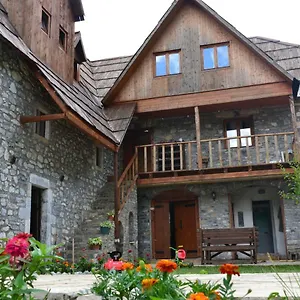  Gasthuis Shpella Albanië